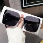 New Casual Trimmed Sunglasses For Women - Image 2