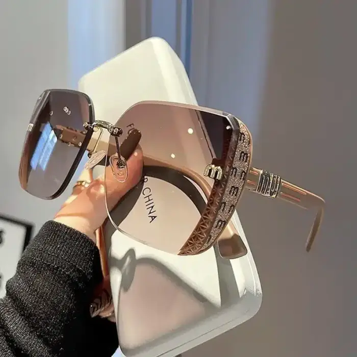 New Casual Trimmed Sunglasses For Women - Image 1