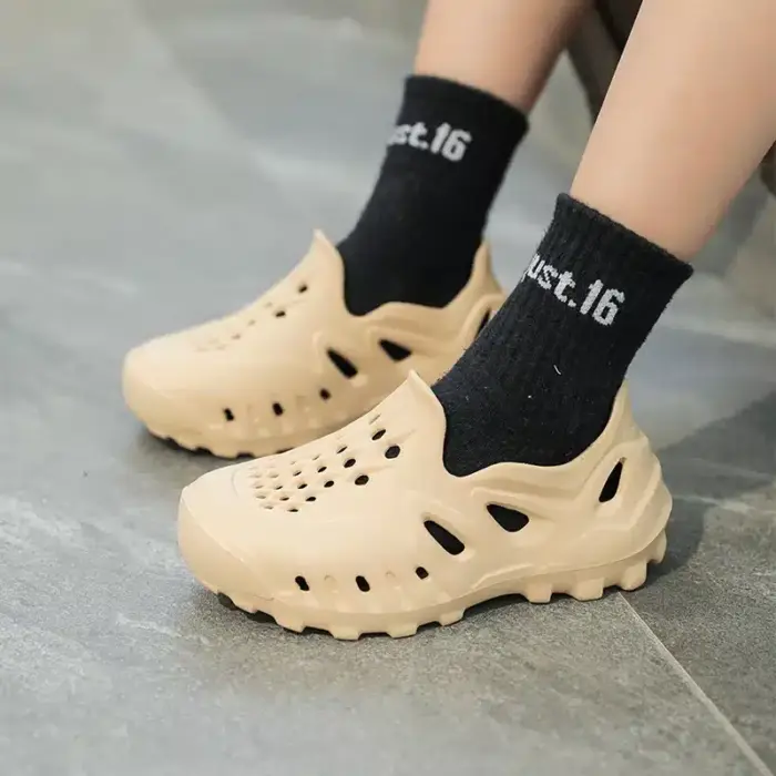 Breathable Flat Clogs For Kids - Image 2