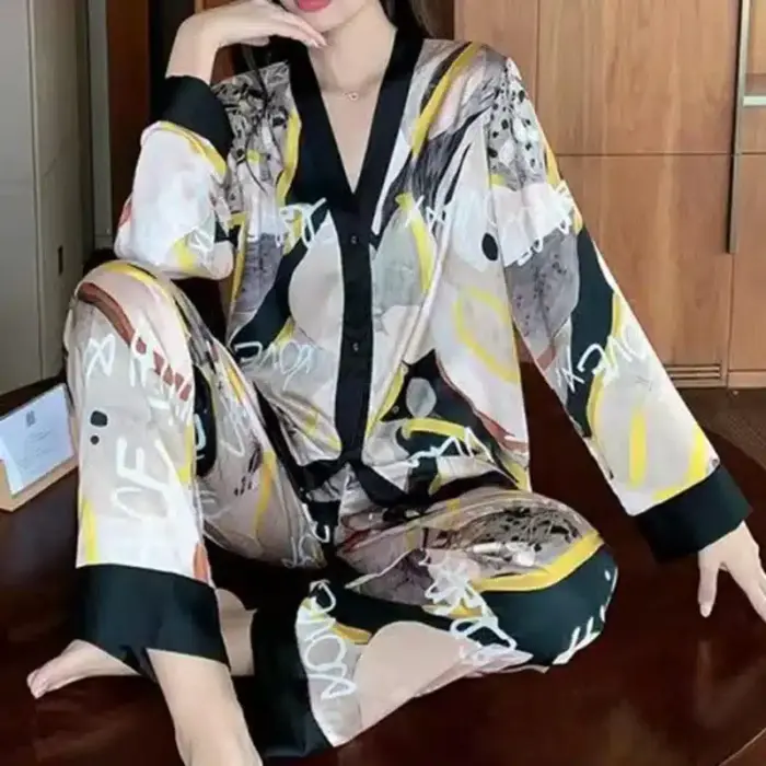 Luxury Silk Pyjamas Set For Women - Image 4