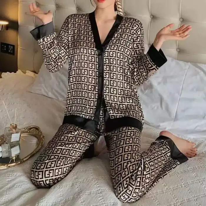Luxury Silk Pyjamas Set For Women - Image 6