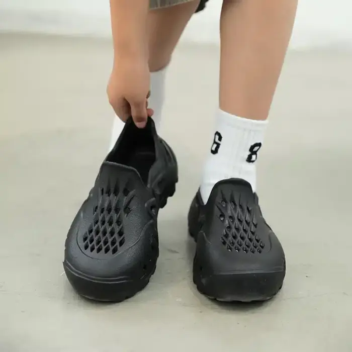 Breathable Flat Clogs For Kids - Image 4