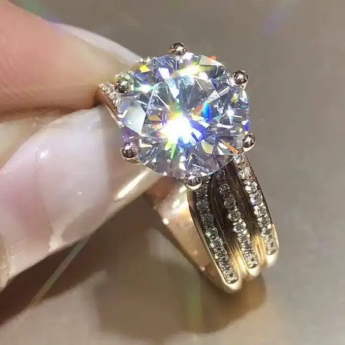 Crystal Cubic Zirconia Ring - Image 5