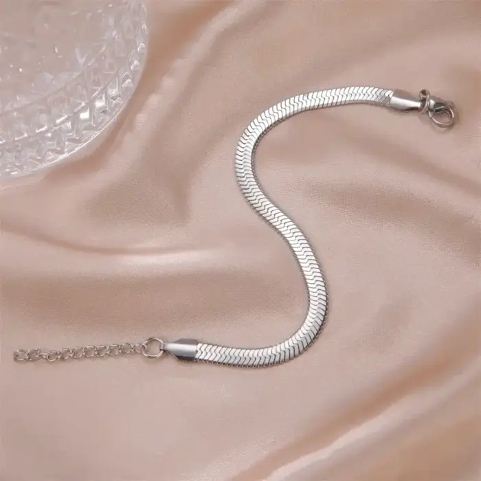 Simple Stainless Steel Anklet For Women - Image 5