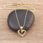 Shiny Heart Pendant Necklace For Women - Image 4