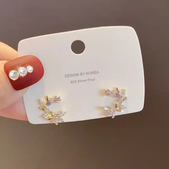 Elegant Flower Stud Earrings - Image 2
