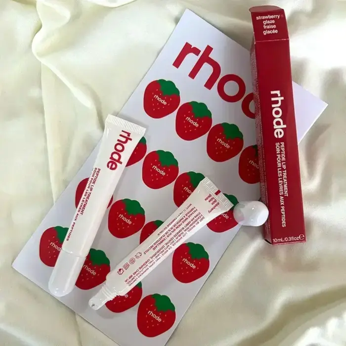 Pocket Hydrating Blush Stick For Lip And Cheek - Image 5