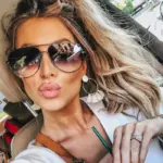 Vintage Oval Sunglasses For Women - Image 2