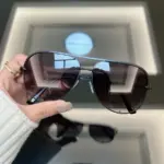 Vintage Oval Sunglasses For Women - Image 3