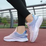 New Lightweight Sneakers For Women - Image 5