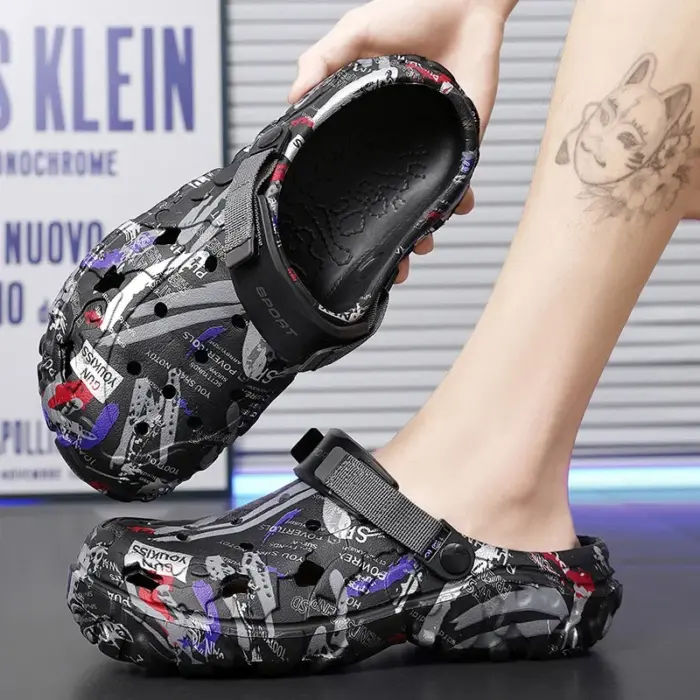 Comfortable Outdoor Clogs for Men - Image 5