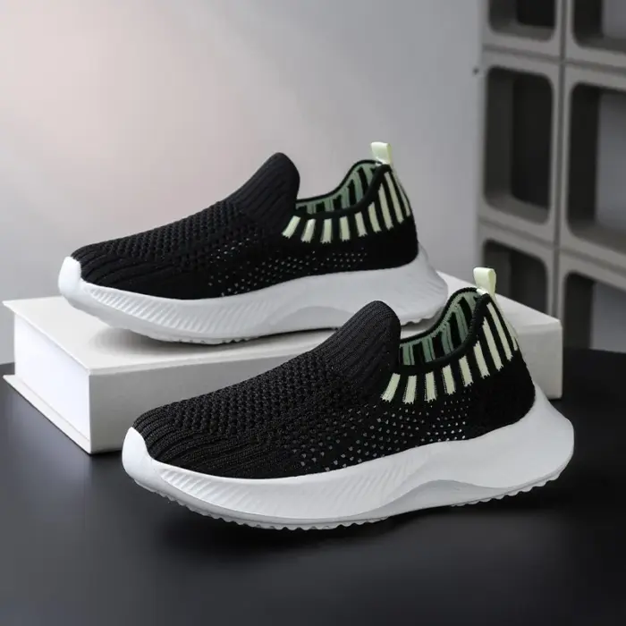 Slip-On Lightweight Running Shoes For Kids - Image 4