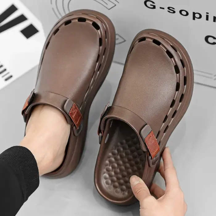 Casual Lightweight Clogs For Men - Image 1