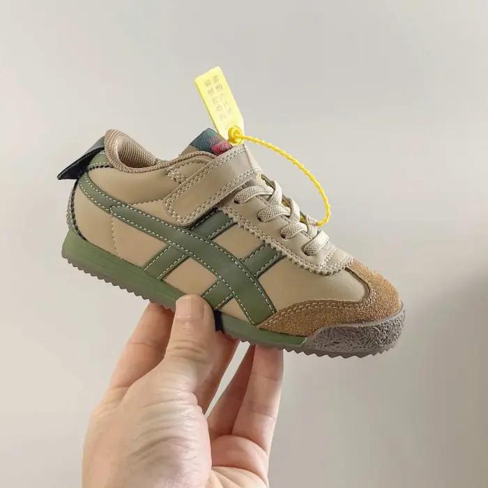 Casual Sports Shoes For Boys - Image 4