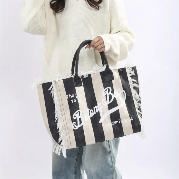 Trendy Large Capacity Beach Bags For Woman - Image 1