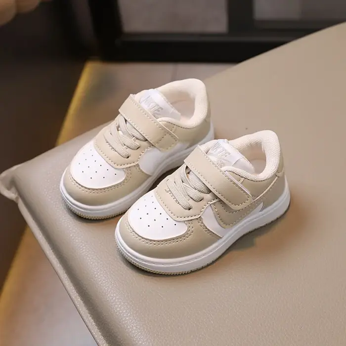 Trendy Low-Top Sneakers For Boys - Image 3