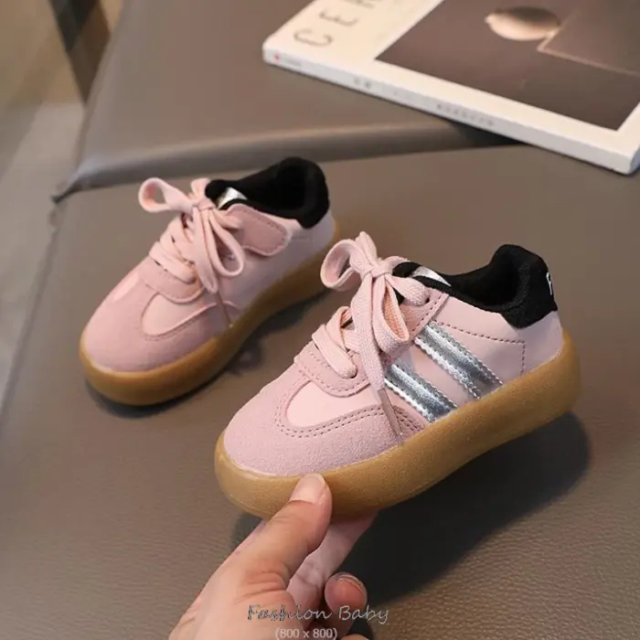 Hot Soft Sole Sneakers For Boys - Image 5