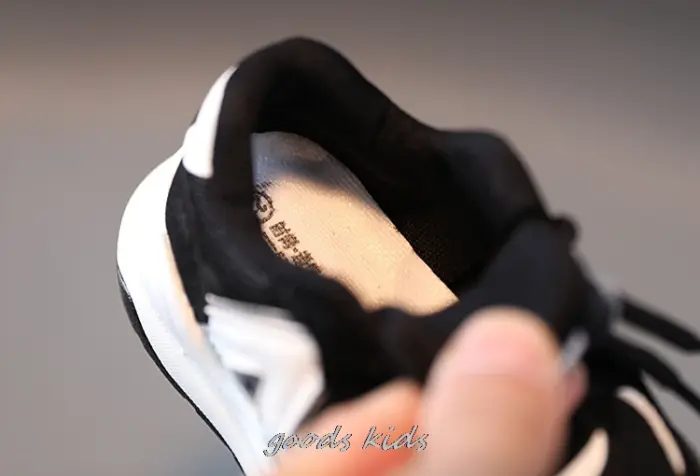 New Anti-slip Trainers For Boys - Image 6