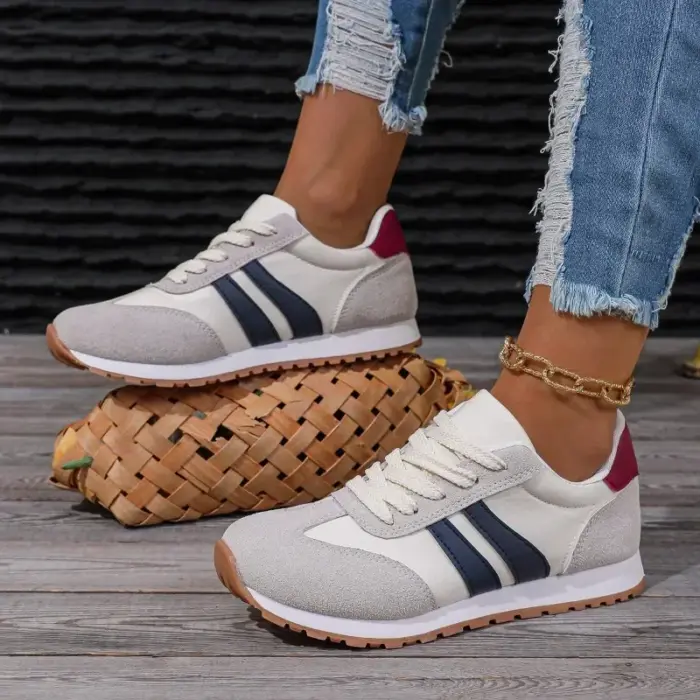 New Lightweight Sneakers For Women - Image 2
