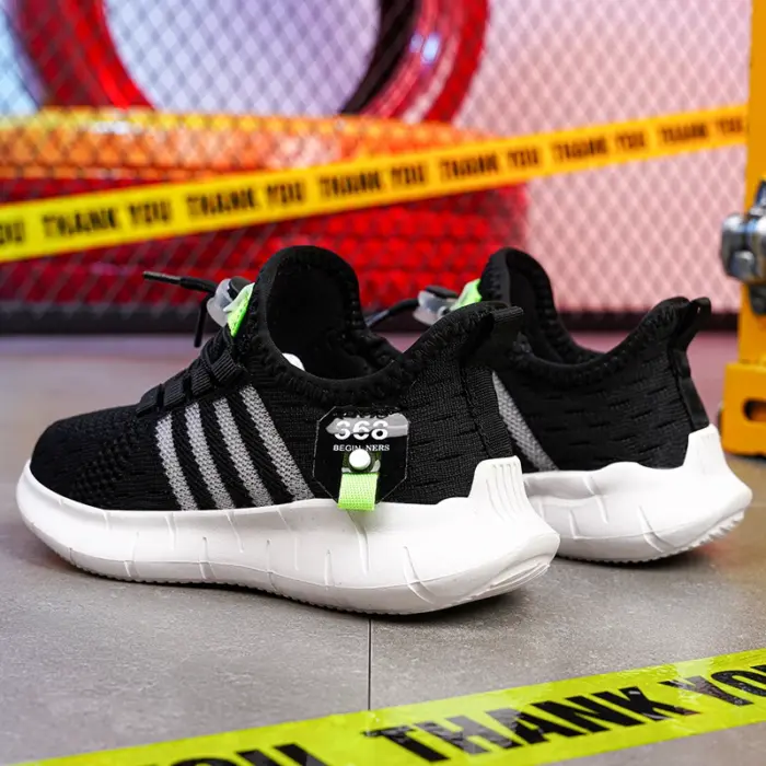 Mesh Breathable Running Shoes For Boys - Image 3