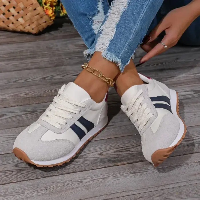 New Lightweight Sneakers For Women - Image 3