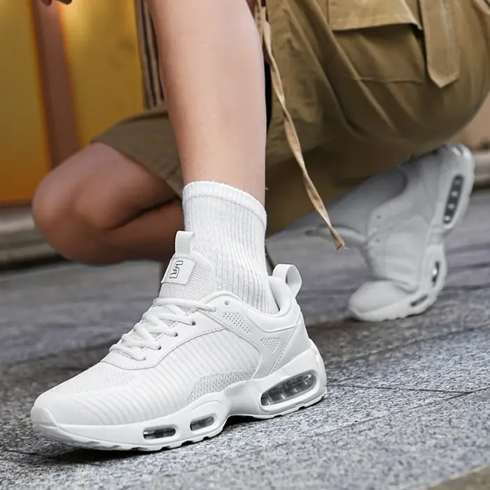 Lightweight Shock Absorption Trainers For Men - Image 2