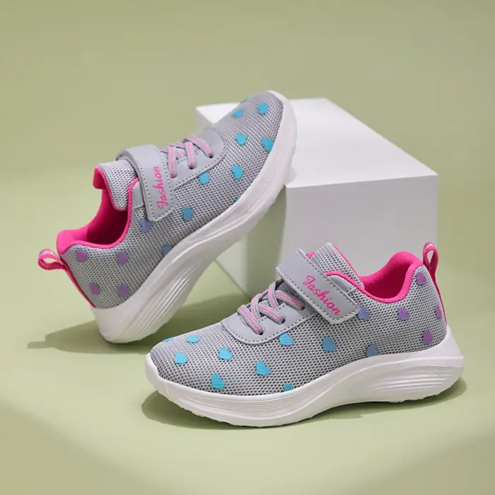 Breathable Lightweight Running Shoes For Girls - Image 1