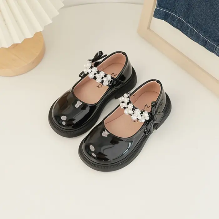 Glossy Mary Jane Shoes For Girls - Image 5
