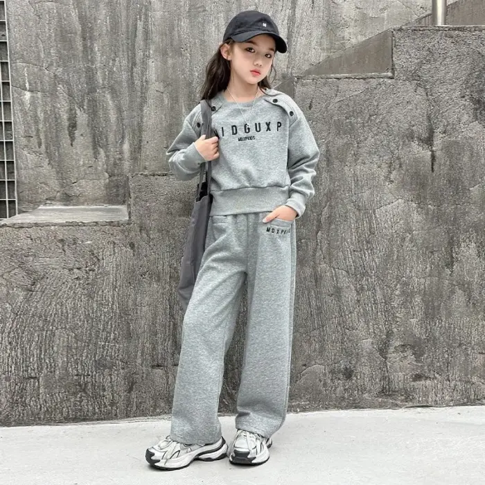 Casual Loose Tracksuits For Girls - Image 5