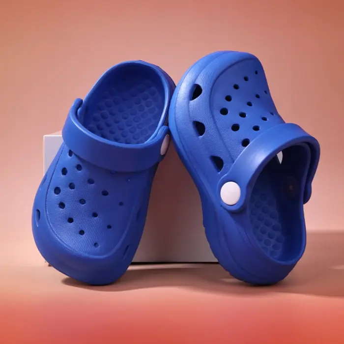 Anti-Slip Clogs For Kids - Image 2