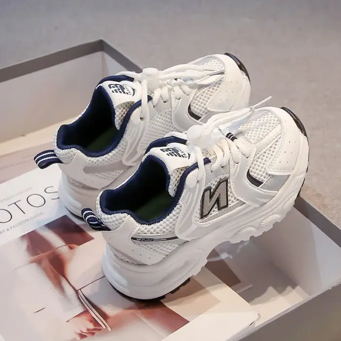 New Lightweight Sports Shoes For Kids - Image 6
