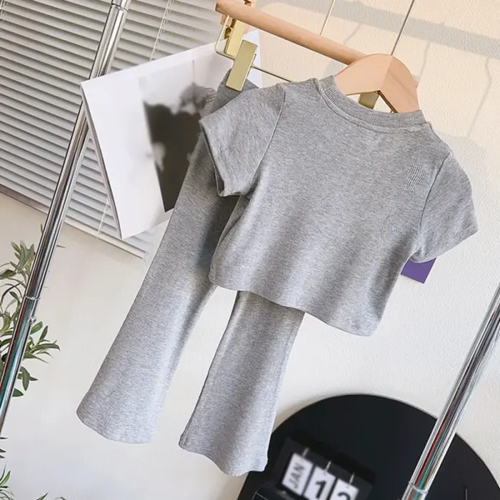 Casual T-Shirt And Flared Trousers - Image 2