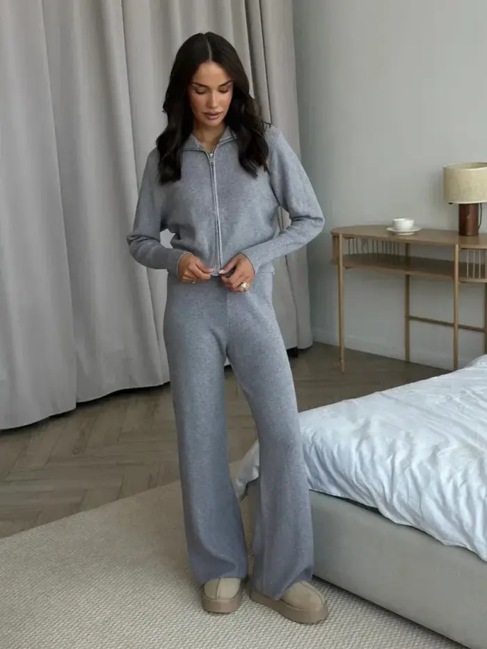 Soft Wide Leg Trousers Set For Women - Image 5