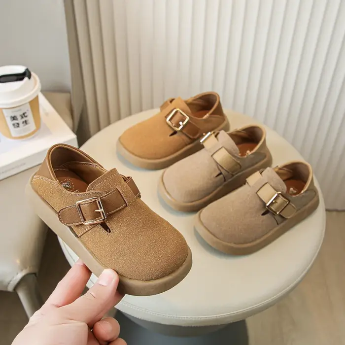 Elegant Round-toe Shoes For Boys - Image 1