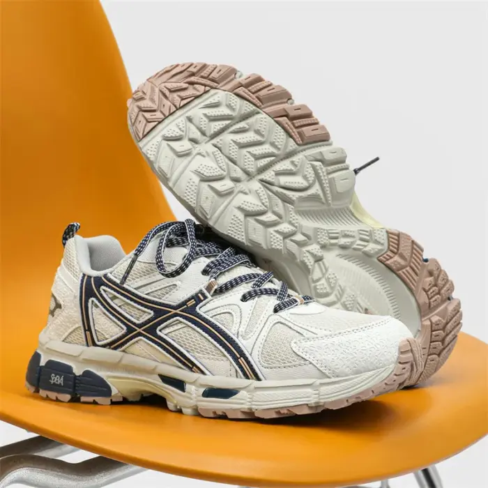 Breathable Cushioning Trainers For Men - Image 3
